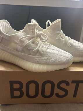 White Yeezy 350 V2 Boost